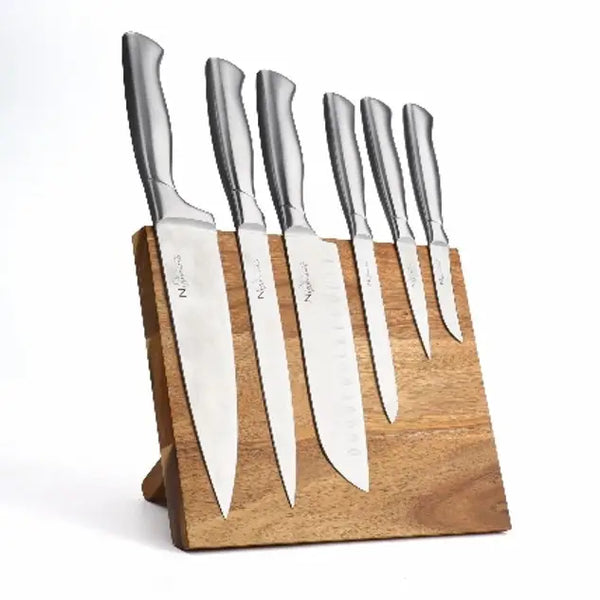 Sleek & Sharp: 6-Piece Knife Set with Magnetic Holder